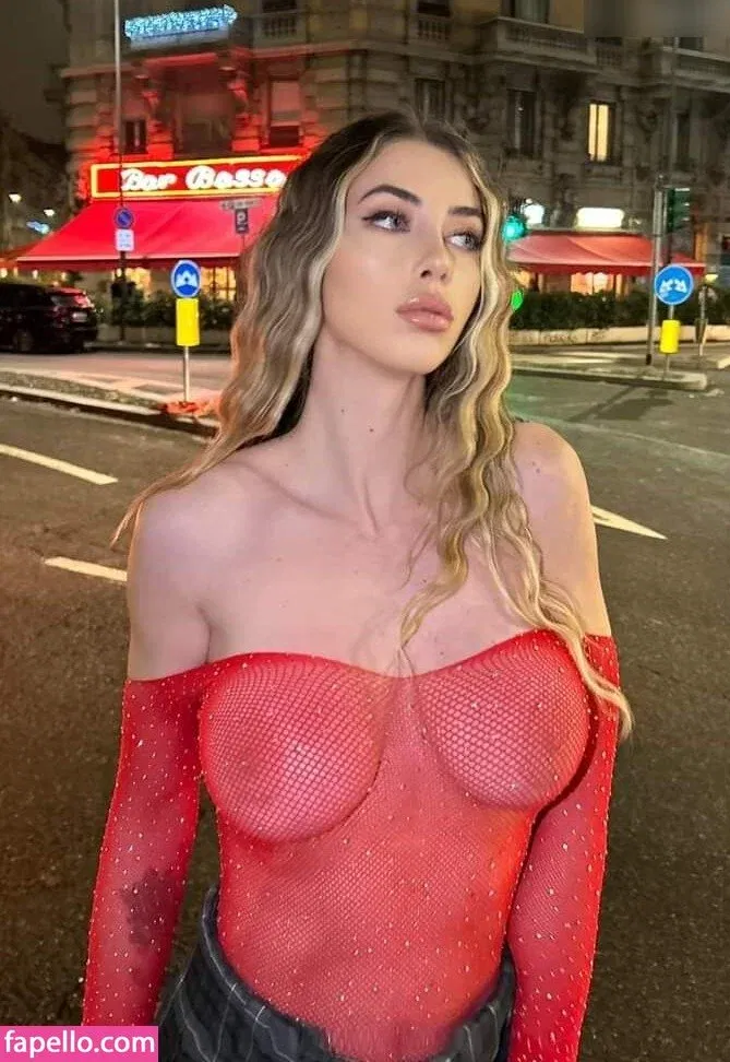 Eva Menta Onlyfans Photo Gallery 