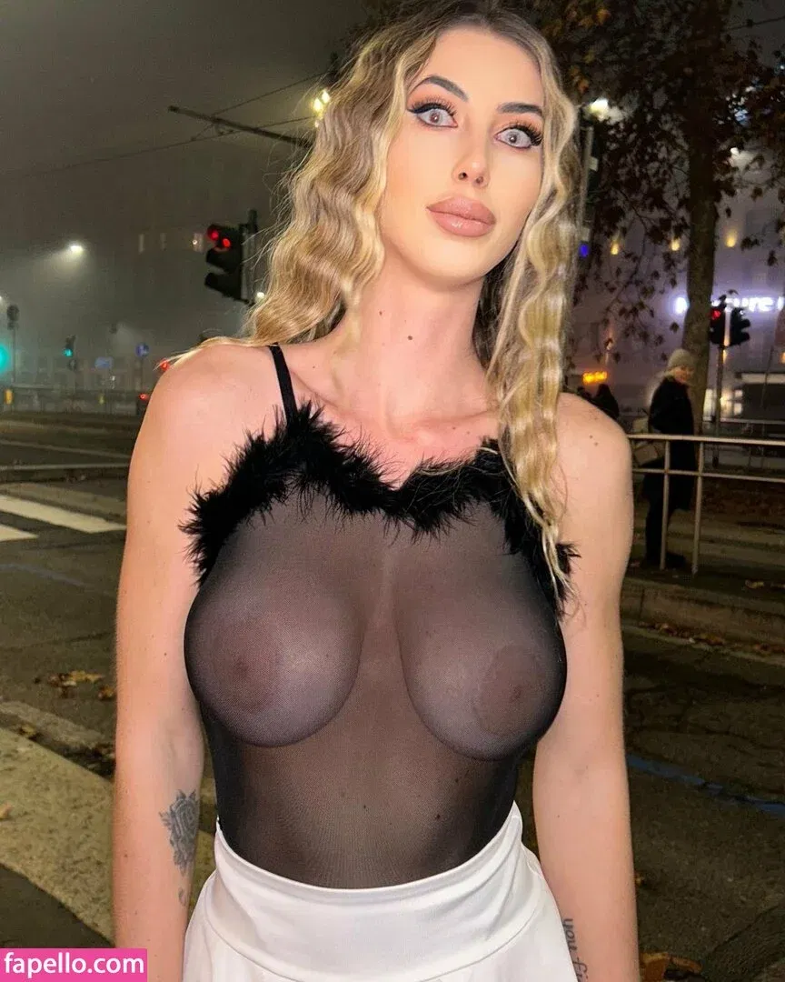 Eva Menta Onlyfans Photo Gallery 