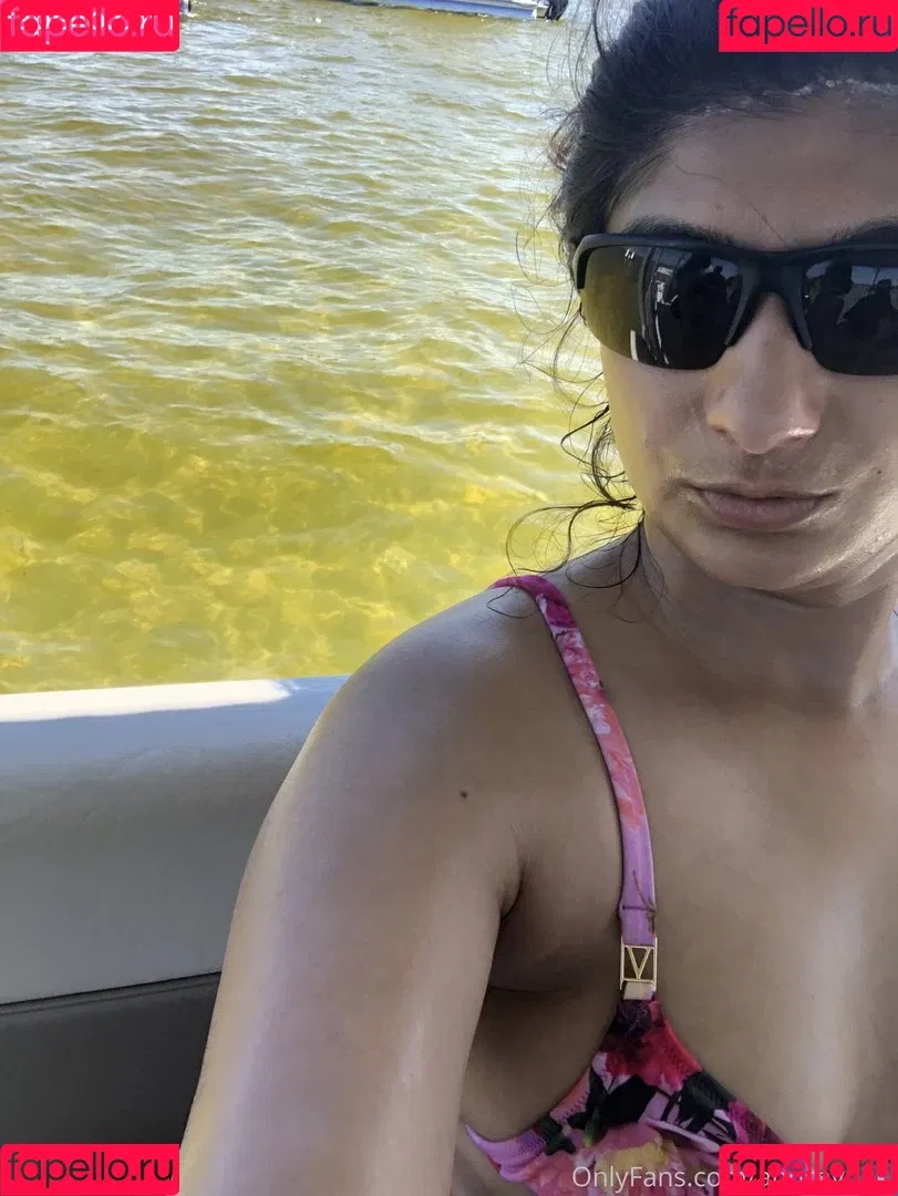 ahornypaki Onlyfans Photo Gallery 