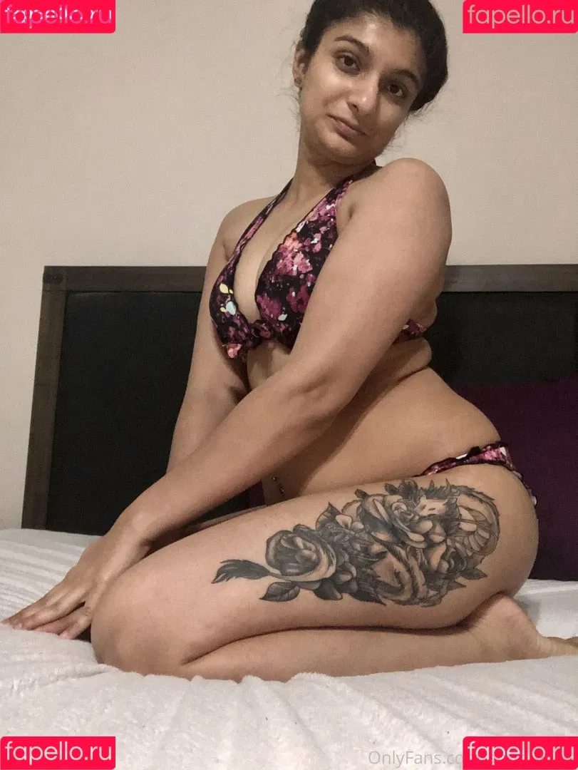 ahornypaki Onlyfans Photo Gallery 
