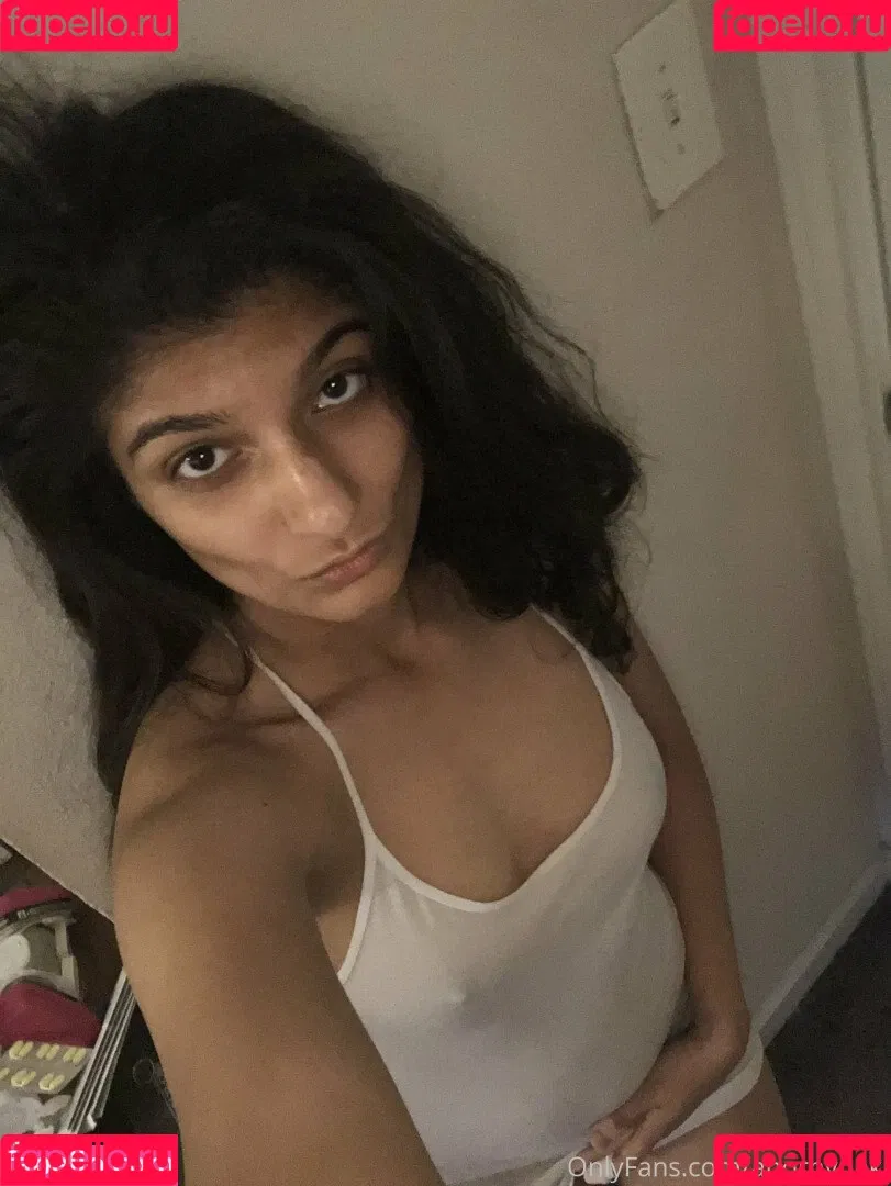 ahornypaki Onlyfans Photo Gallery 