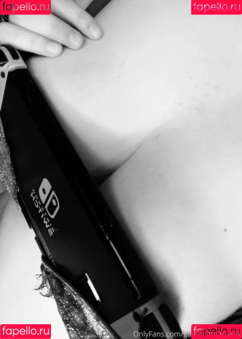 gamingth0ttyfree Onlyfans Photo Gallery 