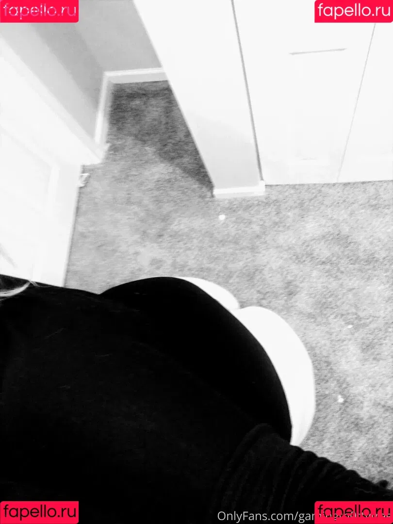 gamingth0ttyfree Onlyfans Photo Gallery 