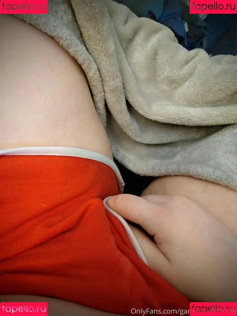 gamingth0ttyfree Onlyfans Photo Gallery 