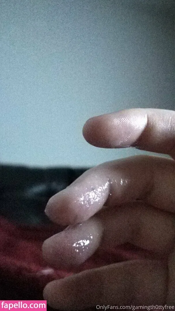 gamingth0ttyfree Onlyfans Photo Gallery 