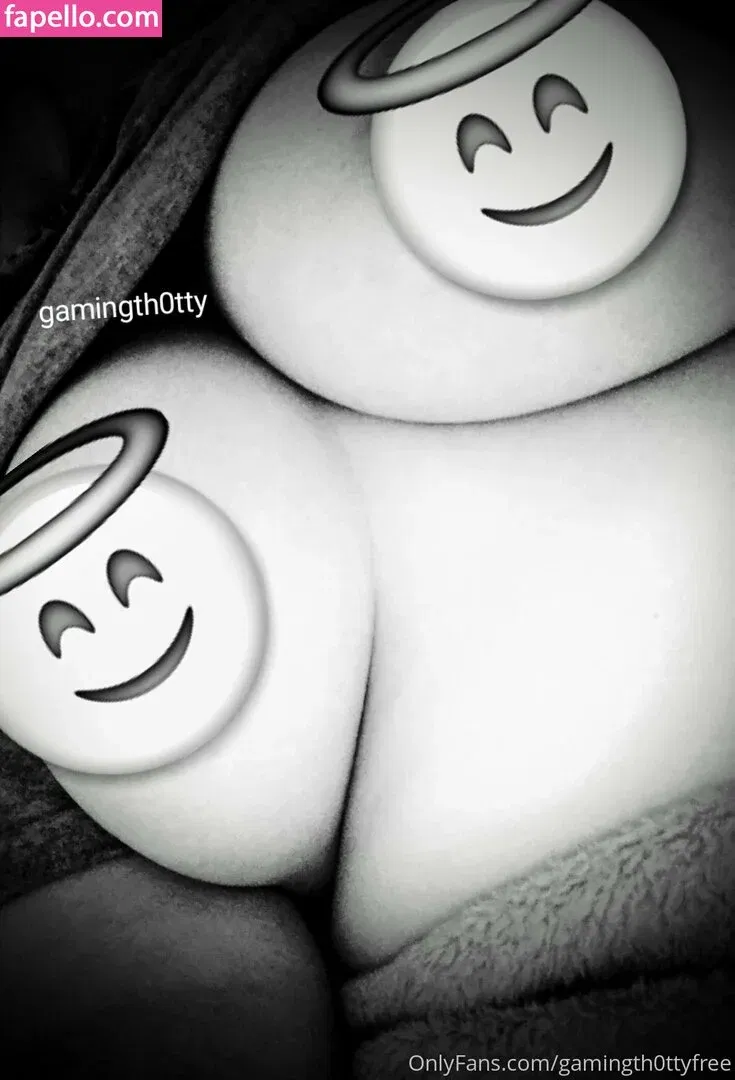 gamingth0ttyfree Onlyfans Photo Gallery 
