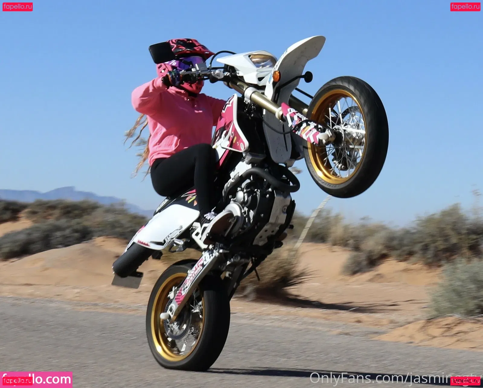 jasminegtv Onlyfans Photo Gallery 