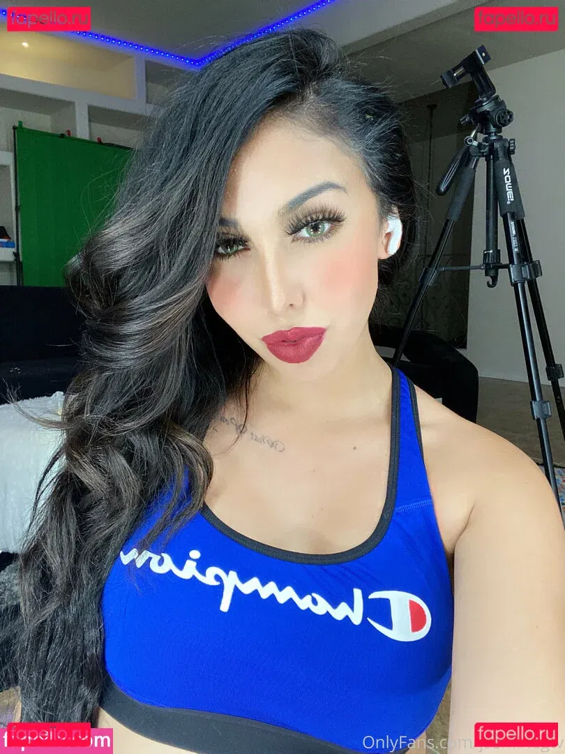 jasminegtv Onlyfans Photo Gallery 