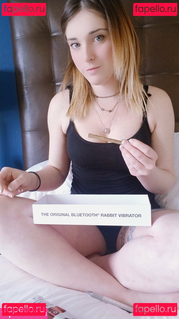 imamazingbitch / imamazingco Nude Onlyfans Photo 24