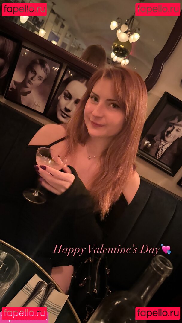 Vicky Kunia / Vkunia Nude Onlyfans Photo 37
