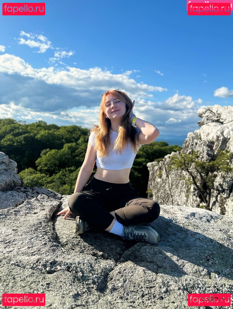 Vicky Kunia / Vkunia Nude Onlyfans Photo 29