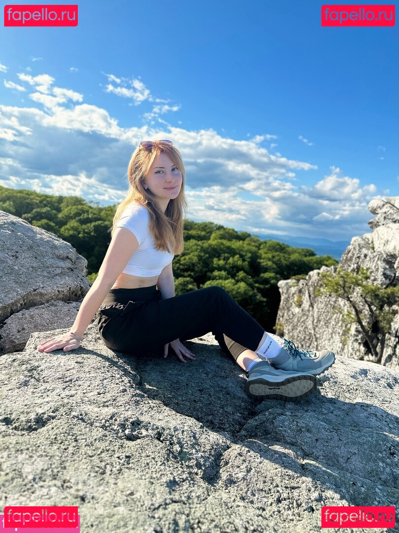 Vicky Kunia / Vkunia Nude Onlyfans Photo 28