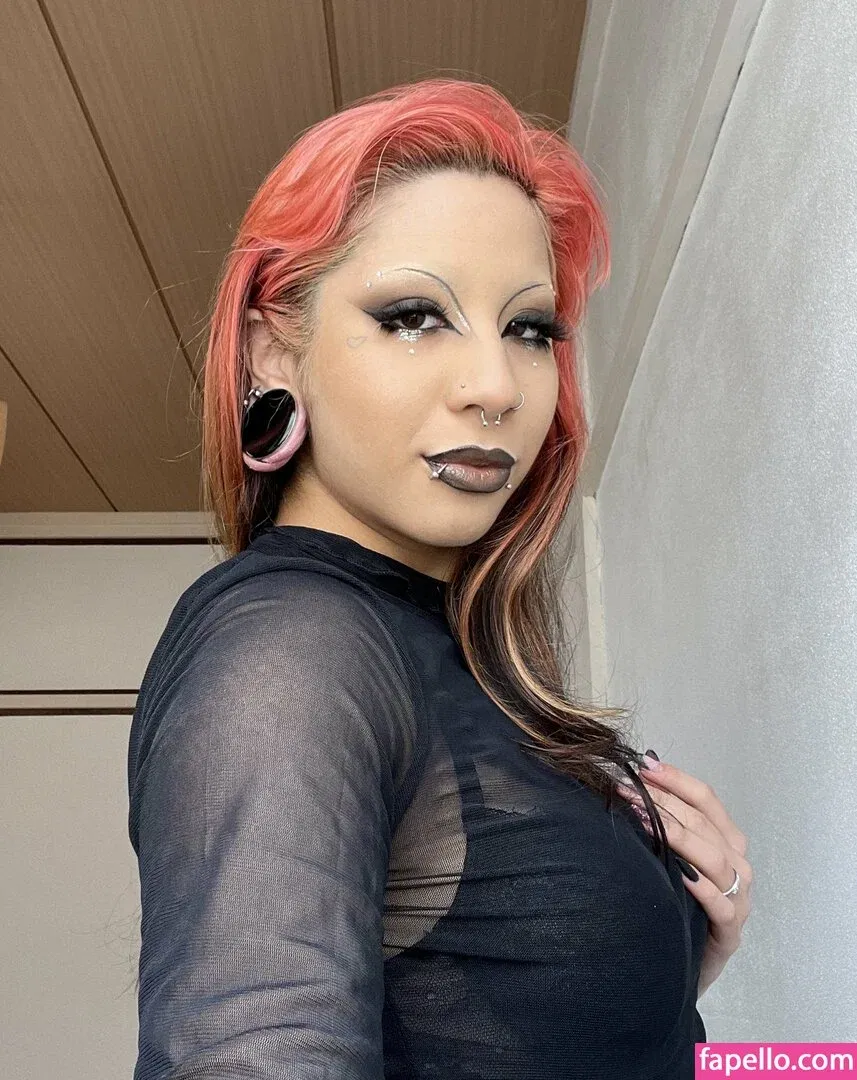 Death Heartt Onlyfans Photo Gallery 