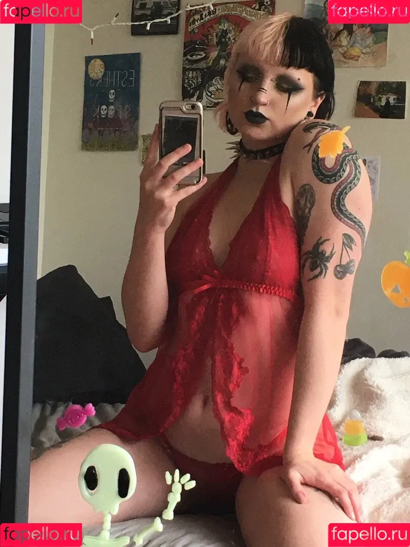 gothbimboxxx Onlyfans Photo Gallery 