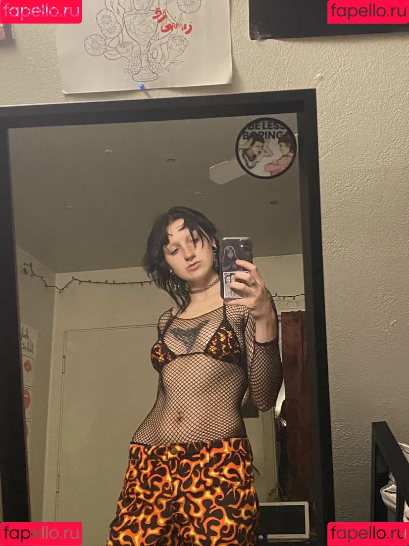 gothbimboxxx Onlyfans Photo Gallery 