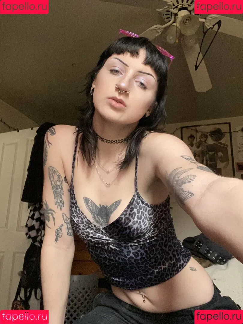 gothbimboxxx Onlyfans Photo Gallery 