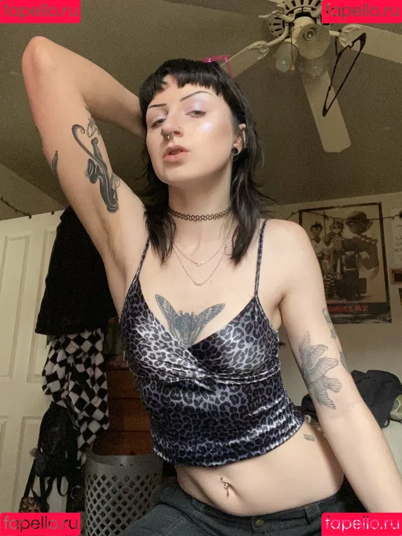 gothbimboxxx Onlyfans Photo Gallery 