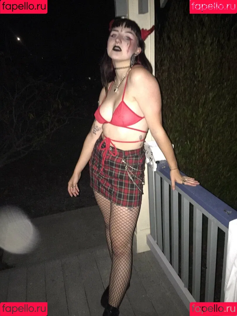 gothbimboxxx Onlyfans Photo Gallery 