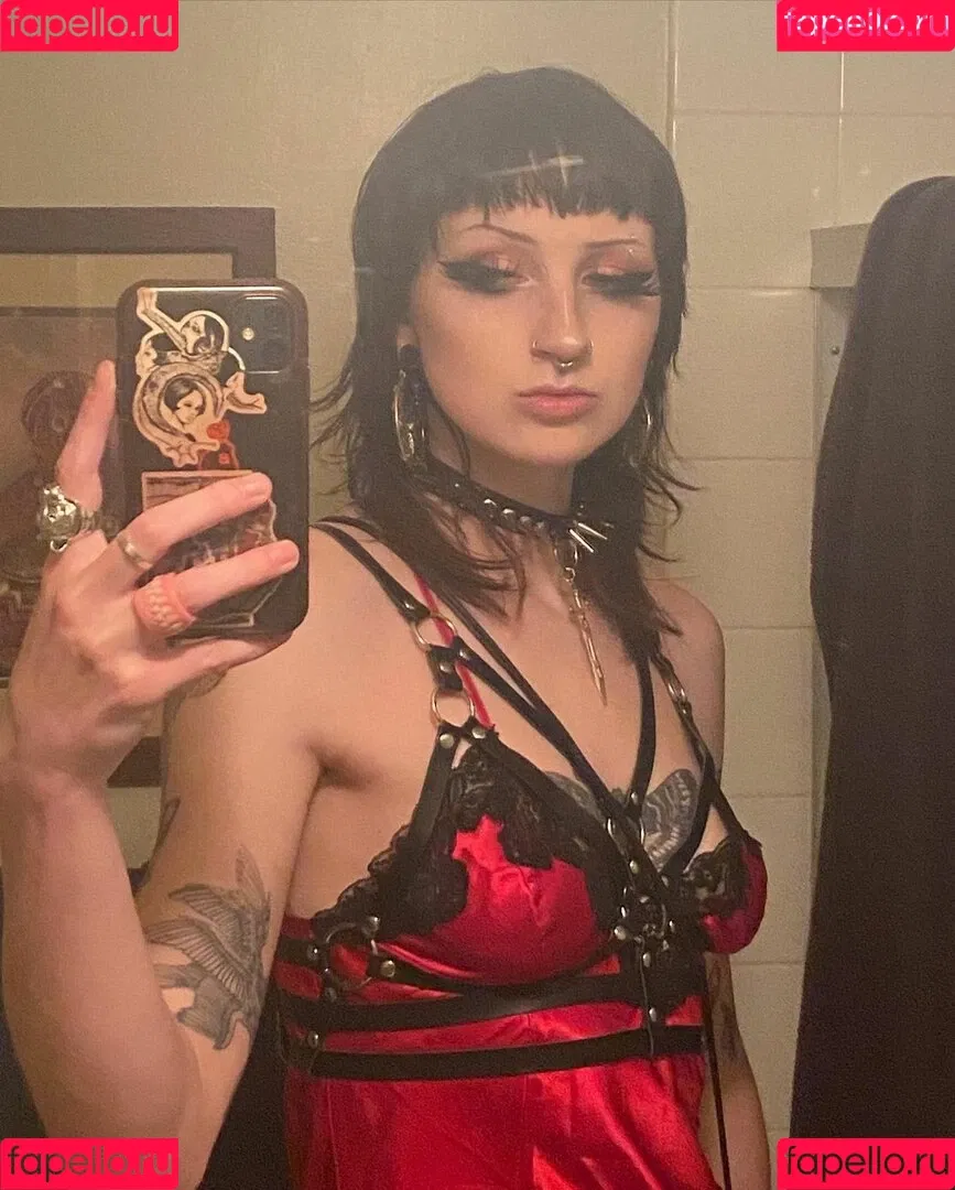 gothbimboxxx Onlyfans Photo Gallery 
