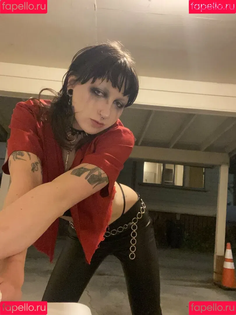gothbimboxxx Onlyfans Photo Gallery 
