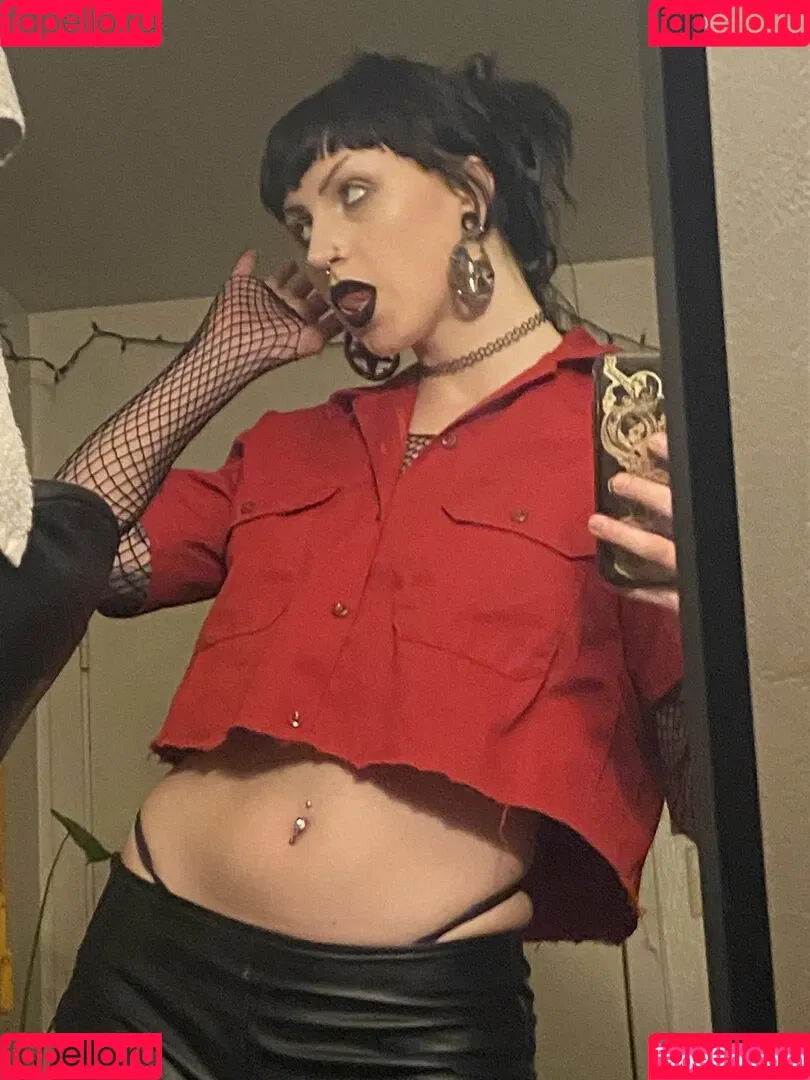 gothbimboxxx Onlyfans Photo Gallery 