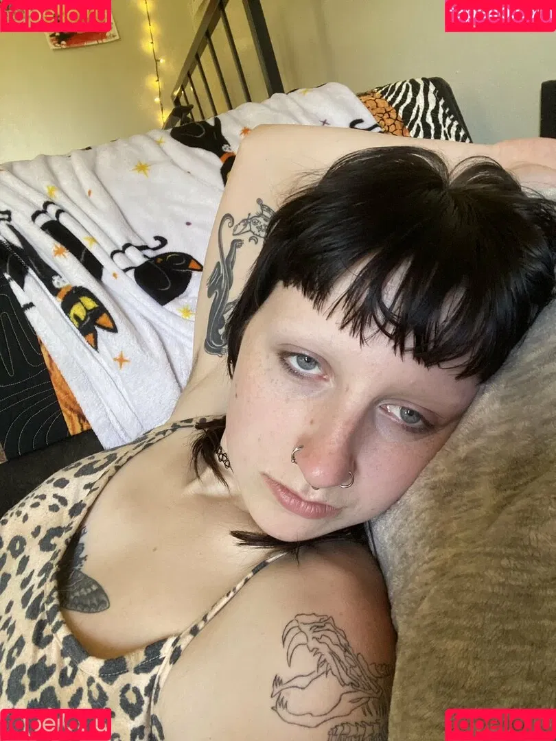 gothbimboxxx Onlyfans Photo Gallery 