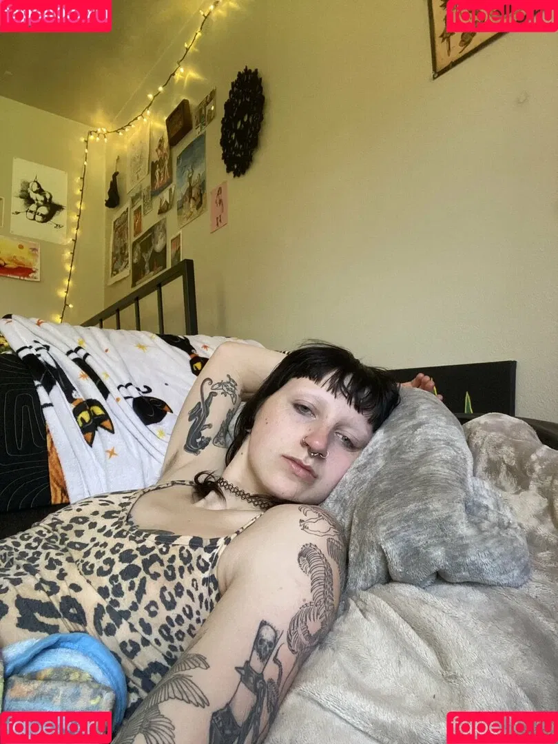 gothbimboxxx Onlyfans Photo Gallery 