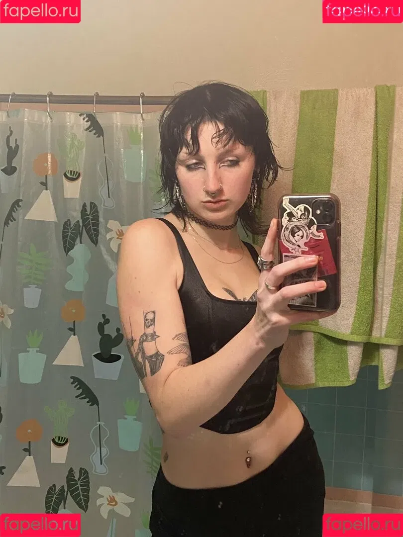 gothbimboxxx Onlyfans Photo Gallery 