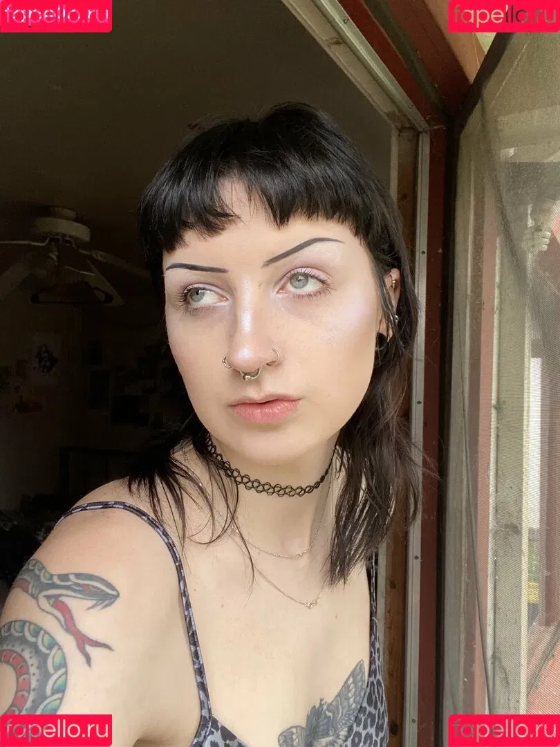 gothbimboxxx Onlyfans Photo Gallery 