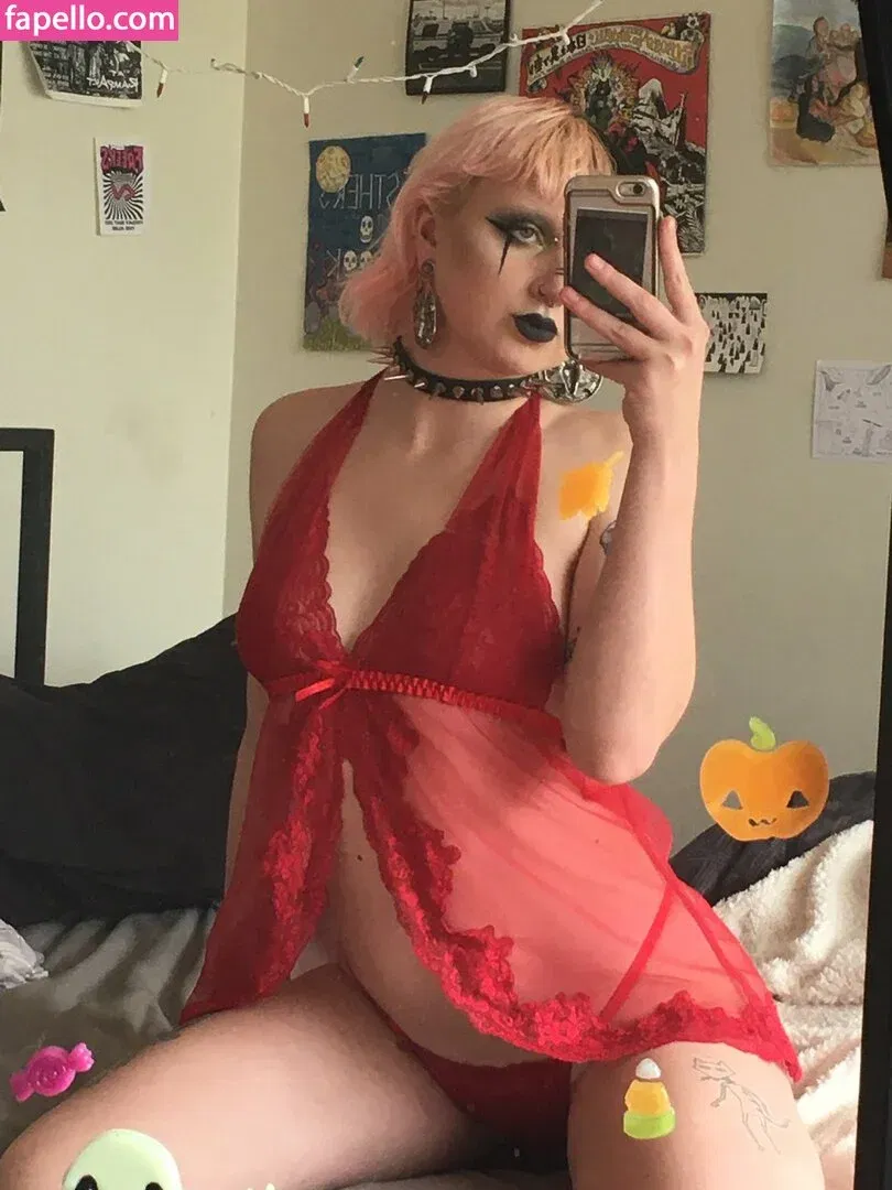 gothbimboxxx Onlyfans Photo Gallery 