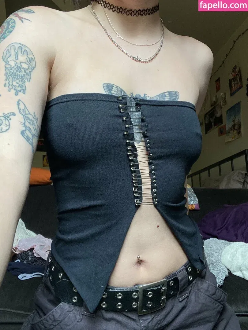 gothbimboxxx Onlyfans Photo Gallery 