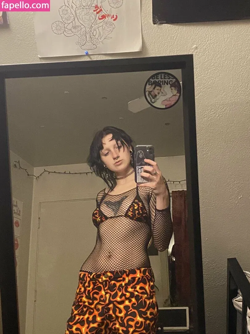 gothbimboxxx Onlyfans Photo Gallery 