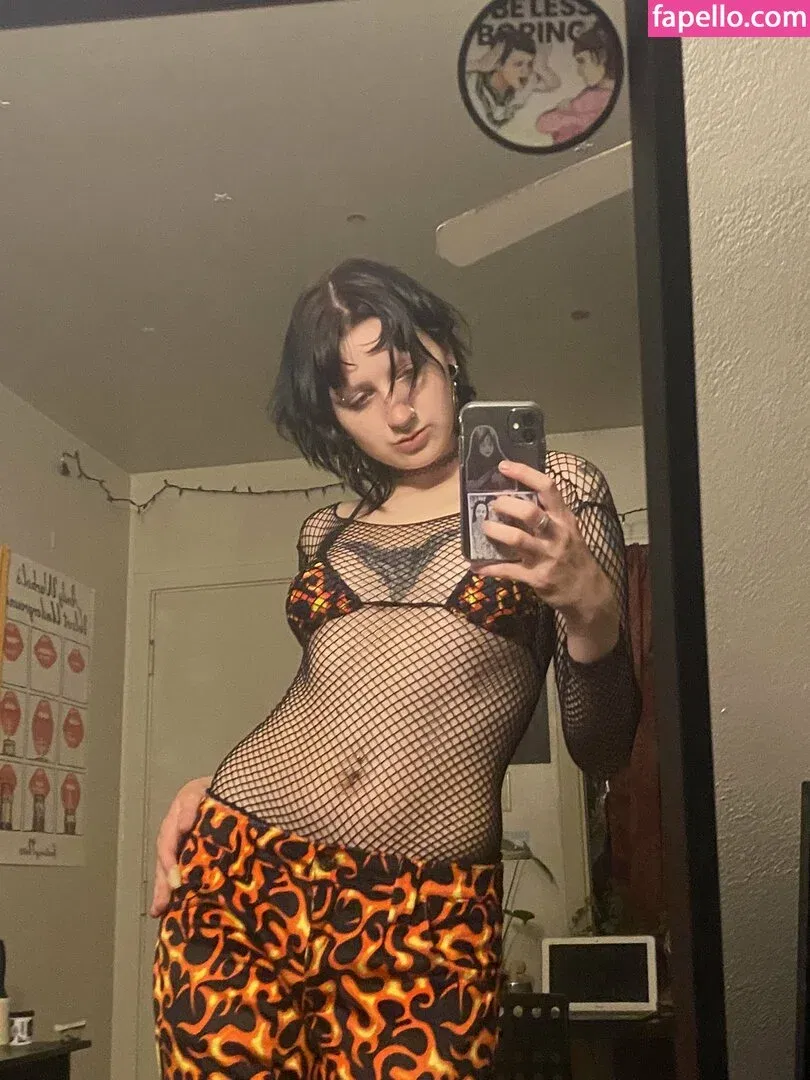 gothbimboxxx Onlyfans Photo Gallery 