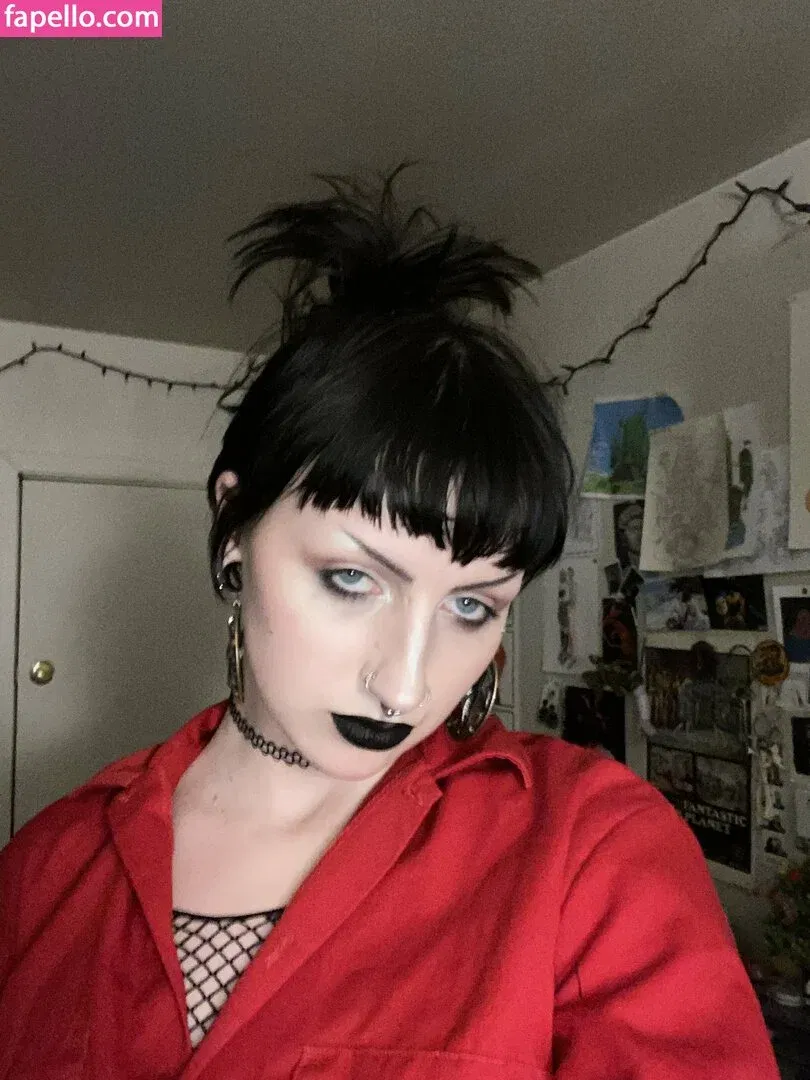 gothbimboxxx Onlyfans Photo Gallery 