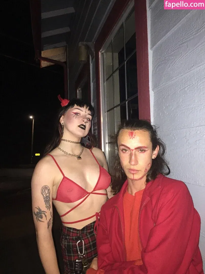 gothbimboxxx Onlyfans Photo Gallery 