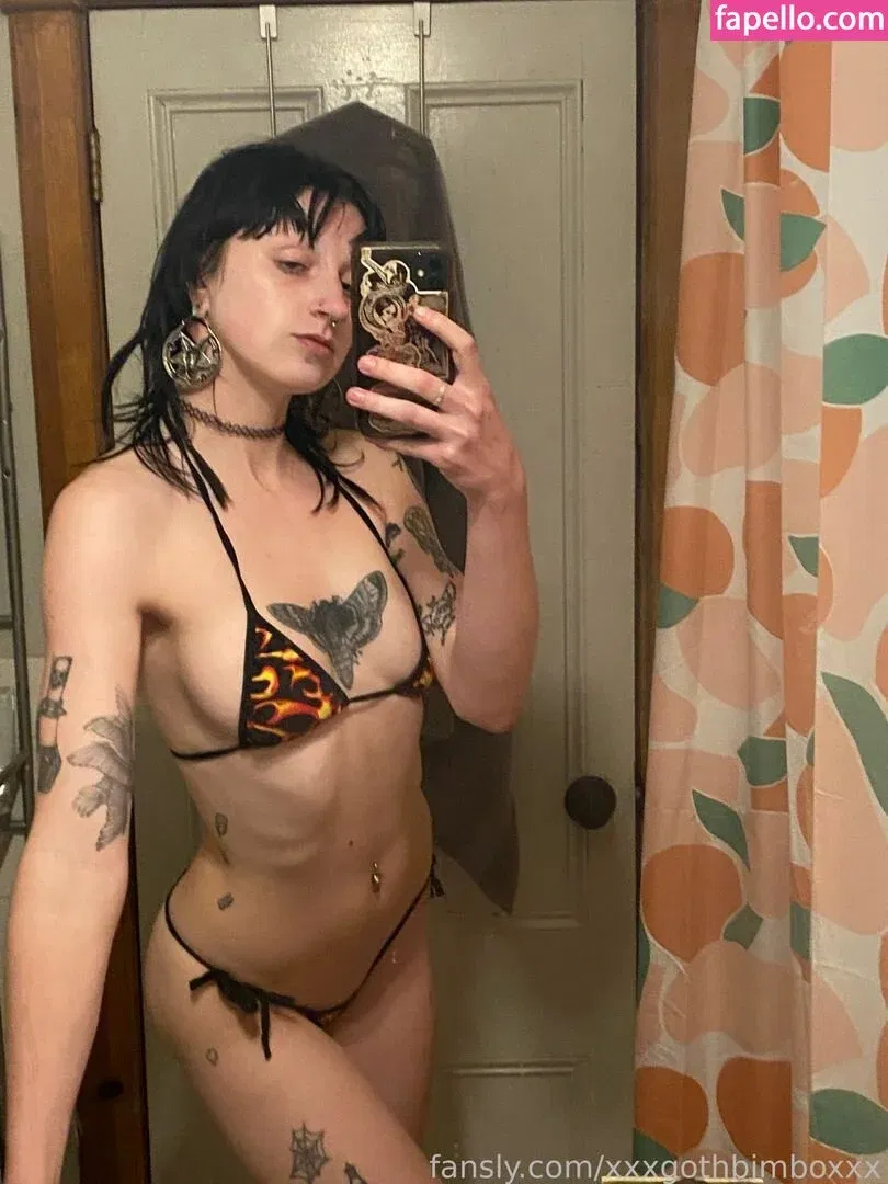 gothbimboxxx Onlyfans Photo Gallery 