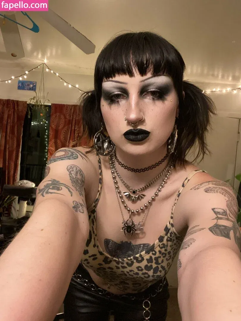 gothbimboxxx Onlyfans Photo Gallery 