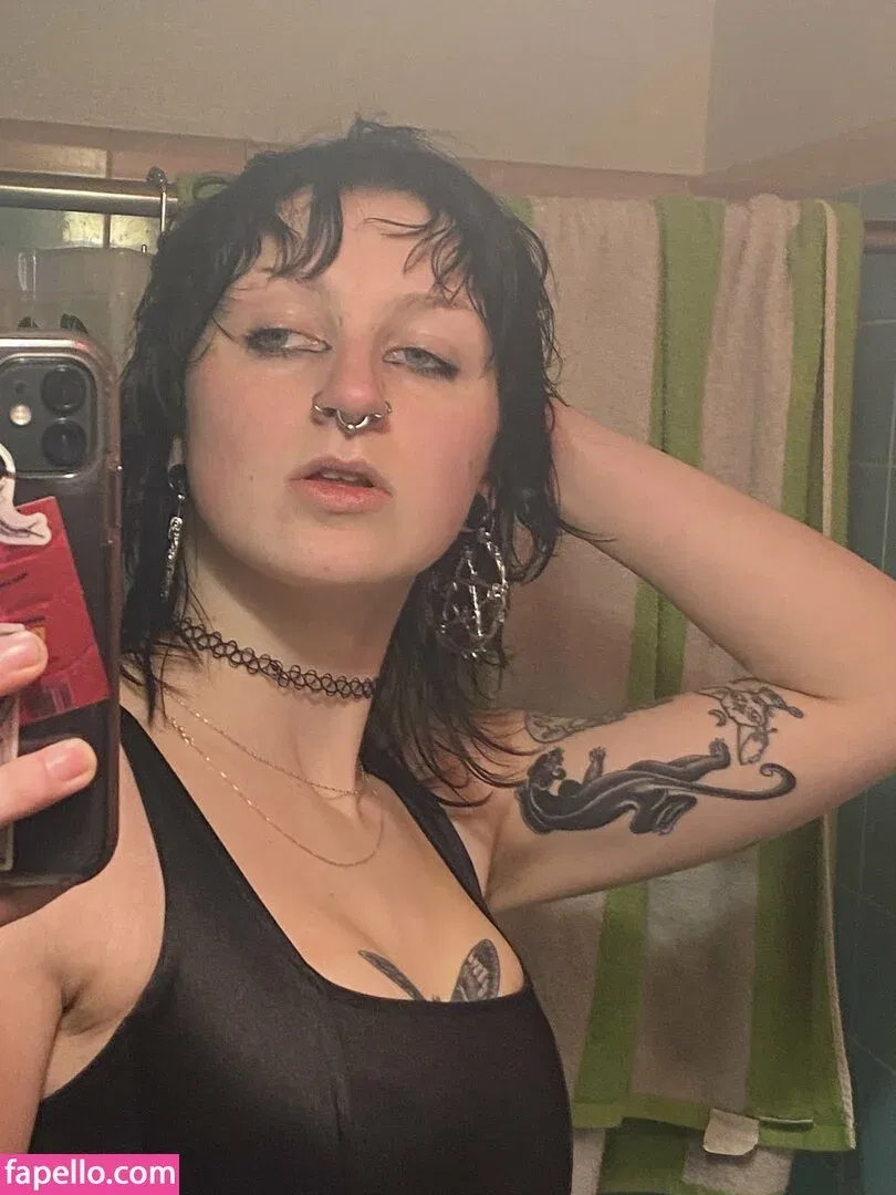 gothbimboxxx Onlyfans Photo Gallery 