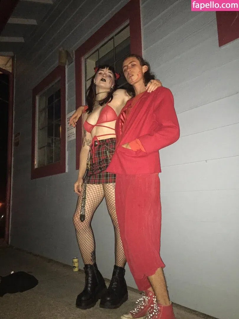 gothbimboxxx Onlyfans Photo Gallery 