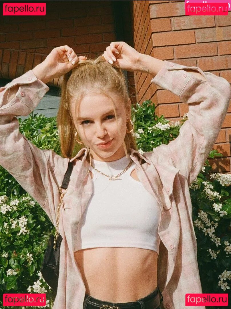 Danielle Shayes Onlyfans Photo Gallery 