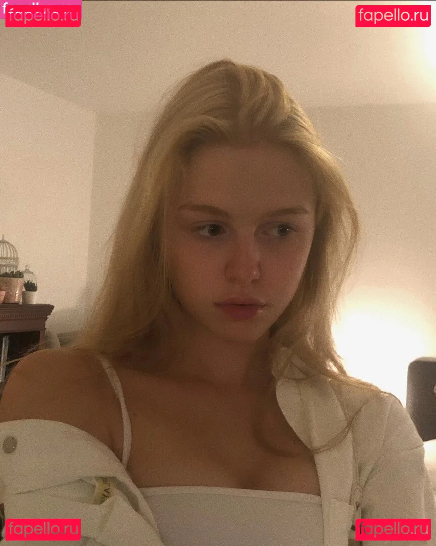 Danielle Shayes Onlyfans Photo Gallery 