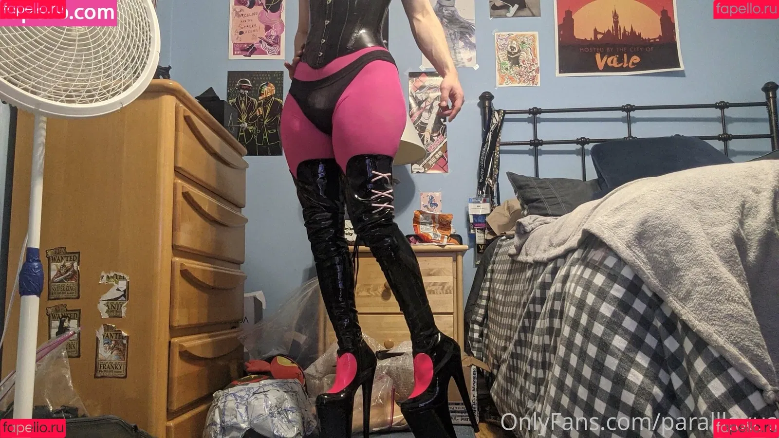 Paralllaxus Onlyfans Photo Gallery 