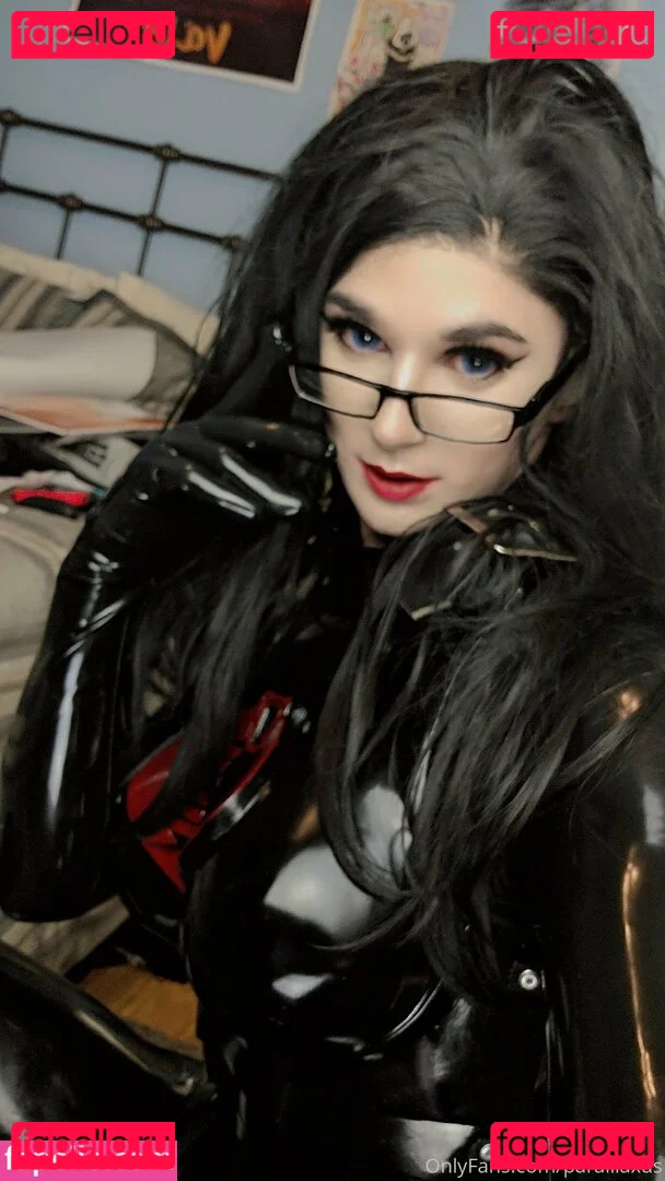 Paralllaxus Onlyfans Photo Gallery 