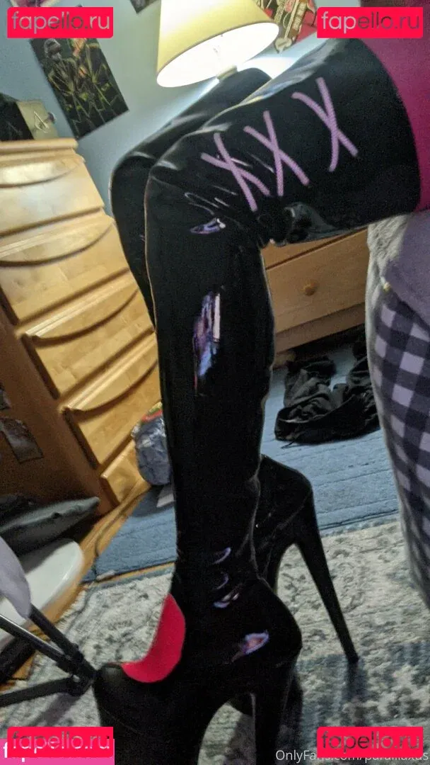 Paralllaxus Onlyfans Photo Gallery 