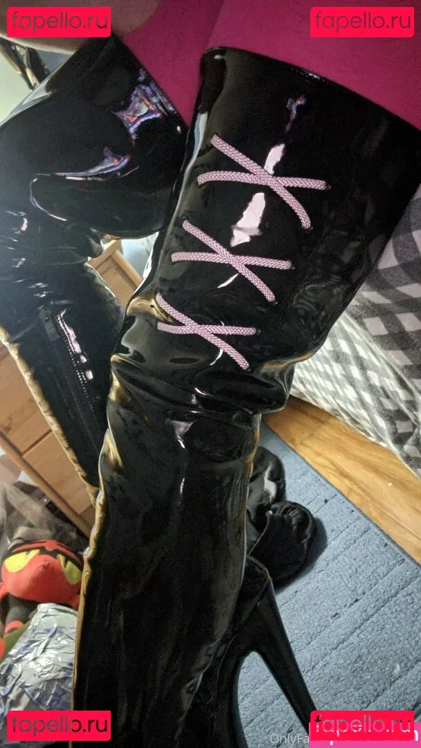 Paralllaxus Onlyfans Photo Gallery 