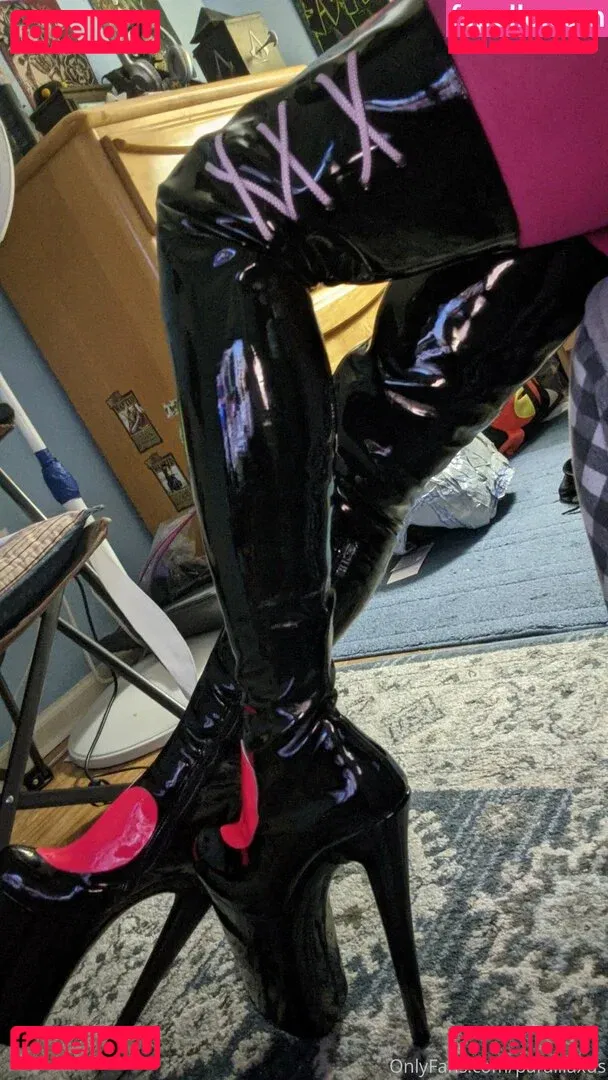 Paralllaxus Onlyfans Photo Gallery 