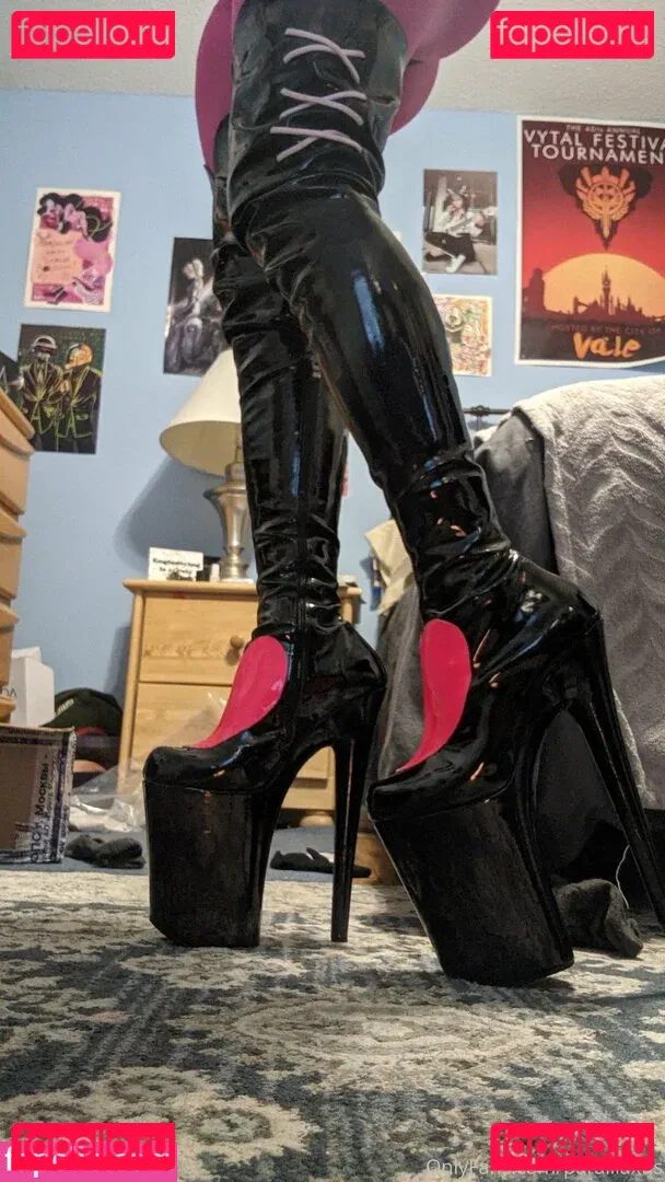 Paralllaxus Onlyfans Photo Gallery 