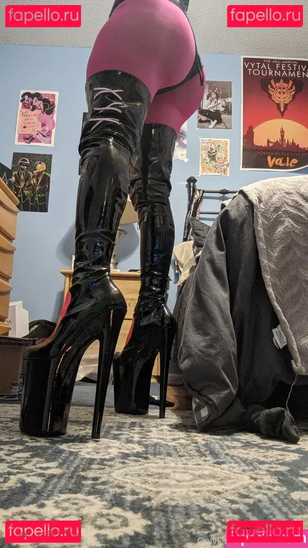 Paralllaxus Onlyfans Photo Gallery 