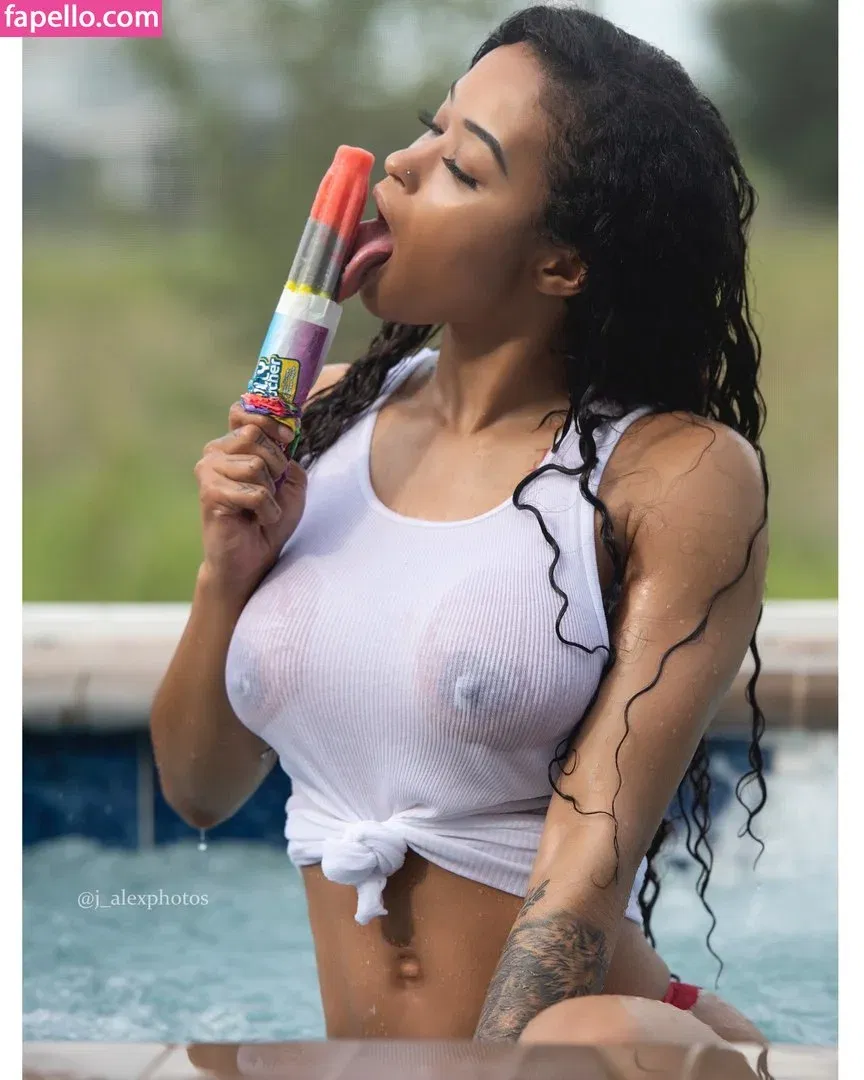 Doseofkya Onlyfans Photo Gallery 