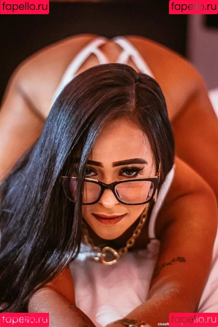 ElaineCrys Onlyfans Photo Gallery 